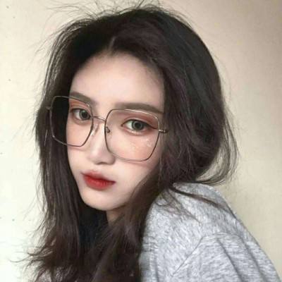 美媒称特朗普“一边准备谈判一边握拳”